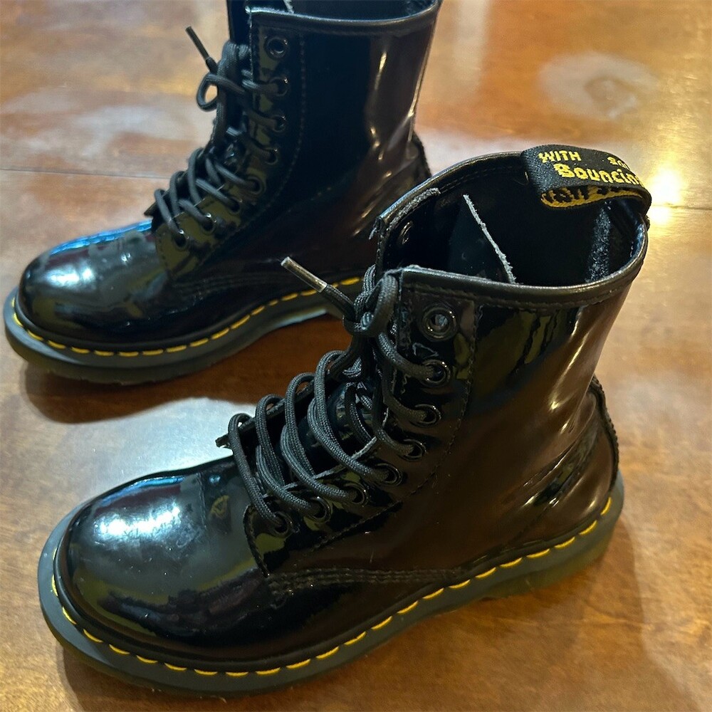 Dr. Martens 1460 Womens Combat Boots Black Patent Lace Up Size US 6 EU 37